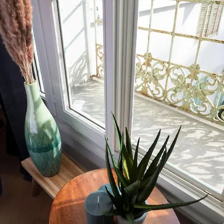 Superbe Plage/promenade Des 105 *